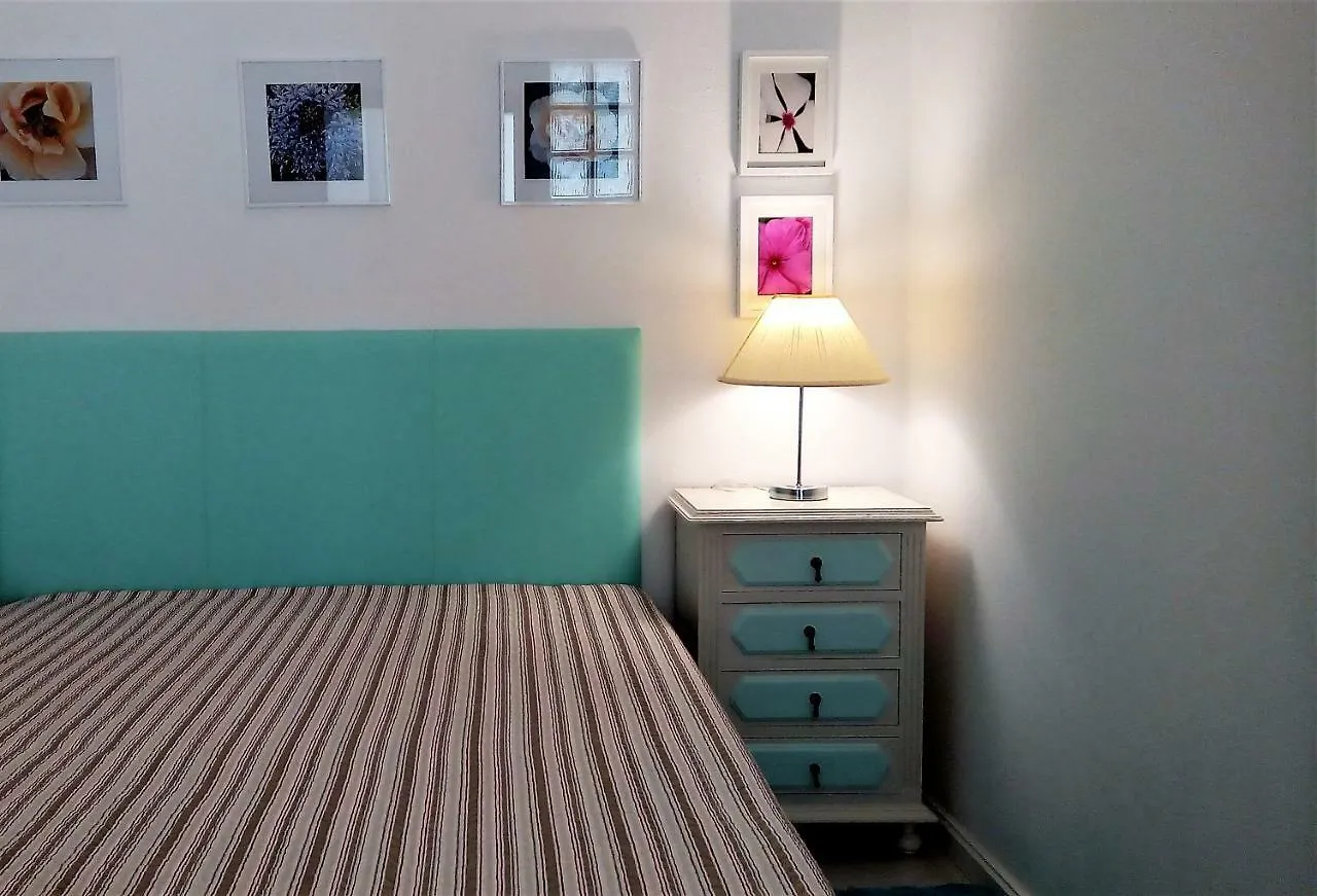 Sunny Apartment Close To The Beach Albufeira