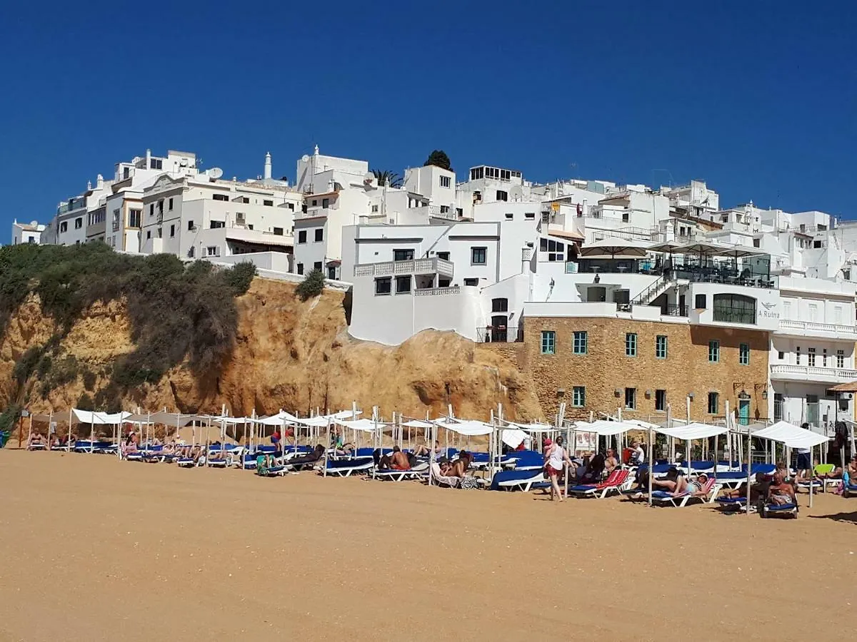Sunny Apartment Close To The Beach Albufeira