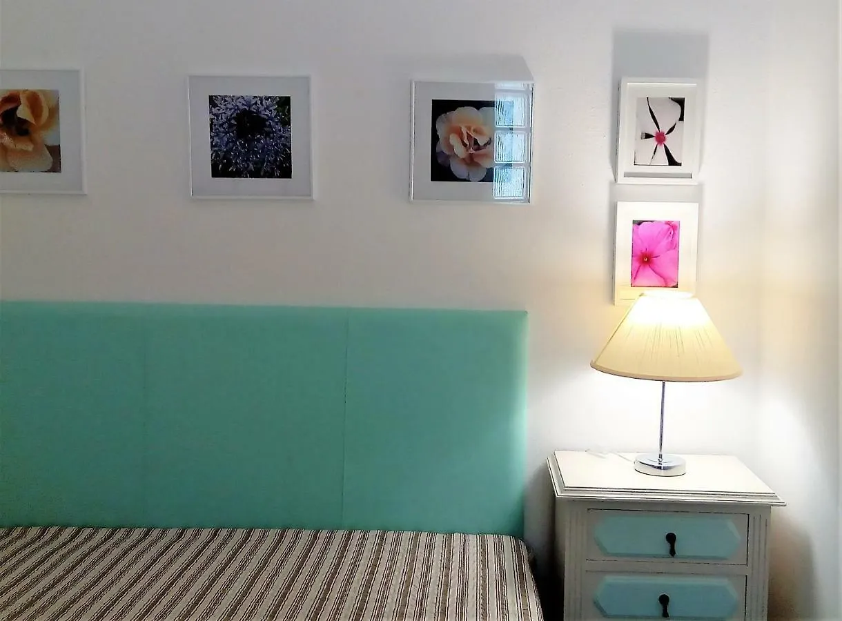 Sunny Apartment Close To The Beach Albufeira